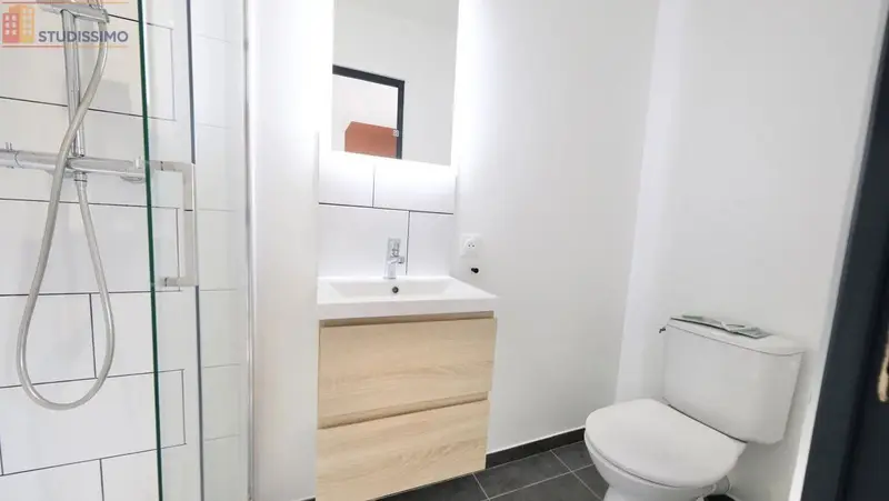 Studio 24m² Lyon 8e - Photo 8