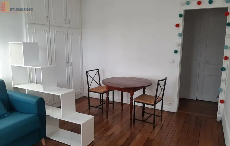 Studio meublé 23m² Paris 14e - Dernier étage, lumineux - Photo 2