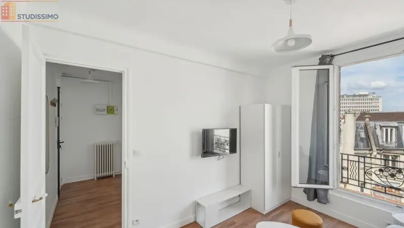 Studio meublé 21m² Paris 13e - Étage élevé, lumineux - Photo 1
