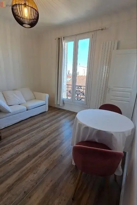 Studio meublé 27m² Paris 19e Buttes-Chaumont - Lumineux, dernier étage - Photo 14