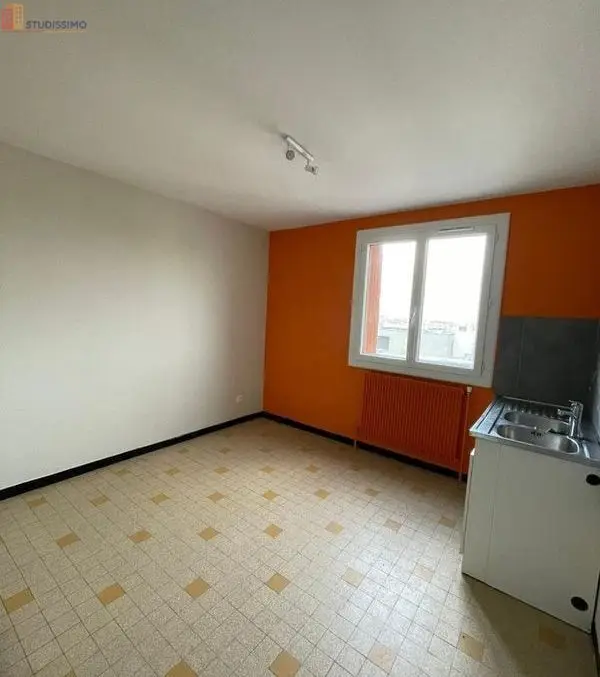 Studio 42m² Villeurbanne - étage élevé, lumineux - Photo 5