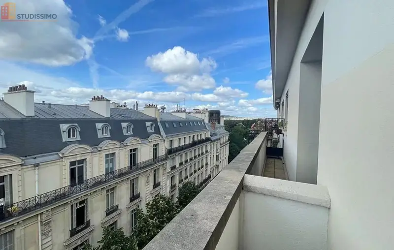 Studio meublé 9m² Paris 16e - Étage élevé, lumineux - Photo 2