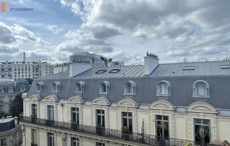 Studio meublé 9m² Paris 16e - Étage élevé, lumineux - Photo 1
