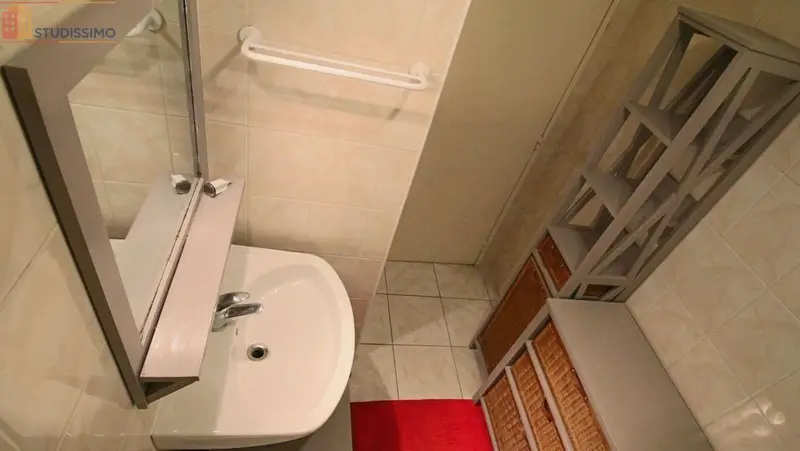 Studio meublé 23m² Lyon 8e - Dernier étage, lumineux - Photo 2