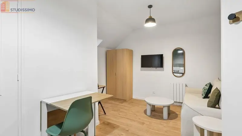 Studio meublé 18m² Paris 10e - Meublé, 1er étage - Photo 16