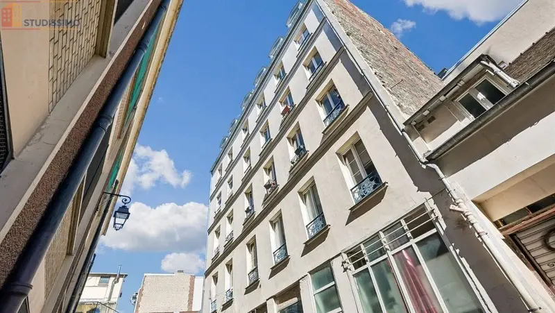 Studio meublé 18m² Paris 10e - Meublé, 1er étage - Photo 6