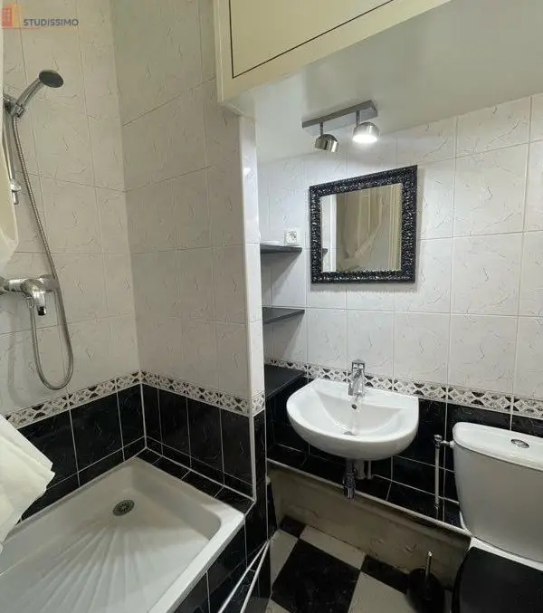 Studio meublé 16m² Paris 3e - Meublé, 2e étage - Photo 5