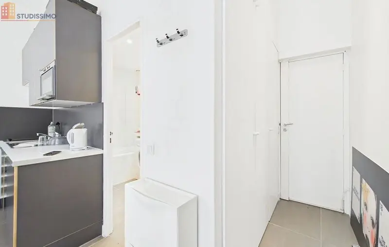 Studio meublé 21m² Paris 2e - Meublé, 2e étage - Photo 9