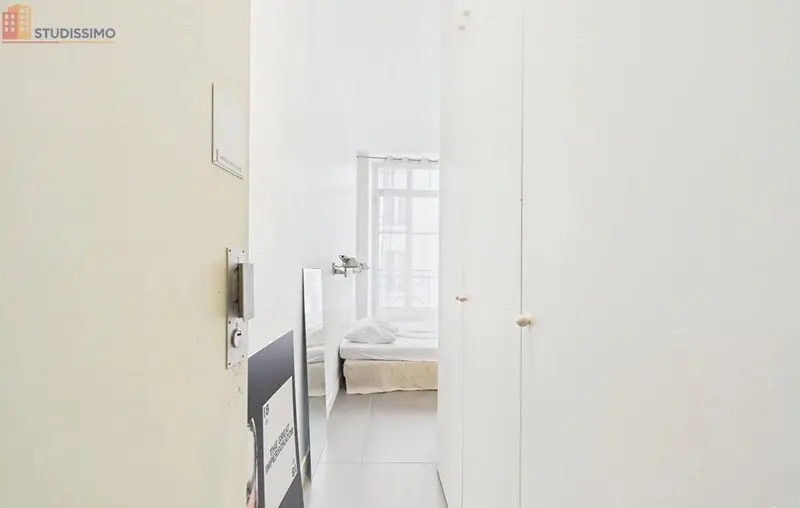 Studio meublé 21m² Paris 2e - Meublé, 2e étage - Photo 8