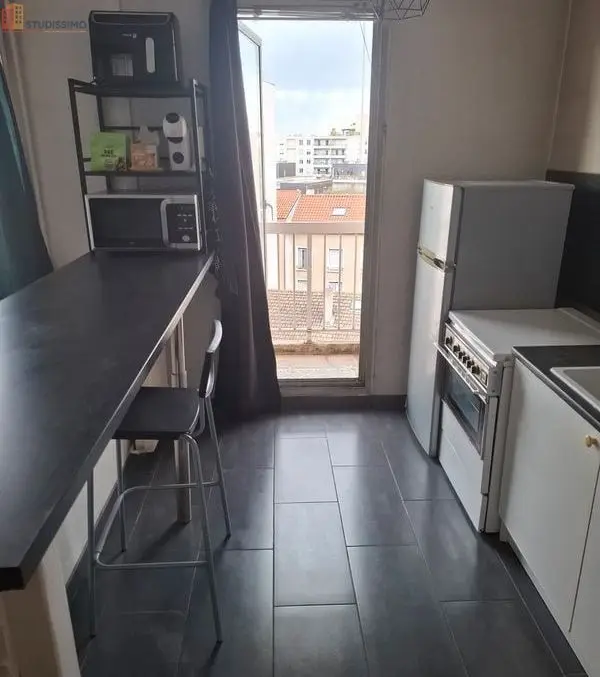 Studio meublé 30m² Lyon 3e - Lumineux, 5e étage - Photo 2