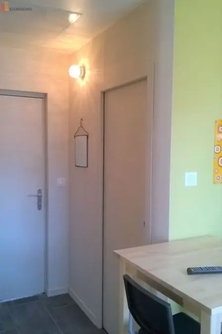 Studio meublé 24m² Vénissieux - Lumineux, proche métro Parilly - Photo 2
