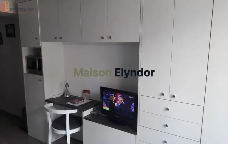 Studio meublé 18m² Paris 3e - Meublé, 2e étage - Photo 7