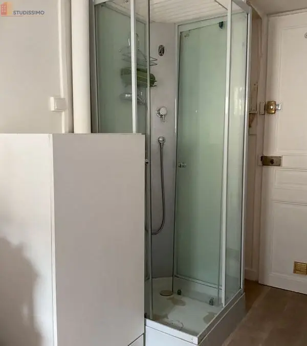 Studio meublé 11m² Paris 16e - Étage élevé, calme - Photo 2