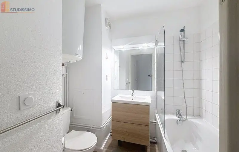 Studio meublé 18m² Villeurbanne 69100 - Balcon, parking - Photo 1