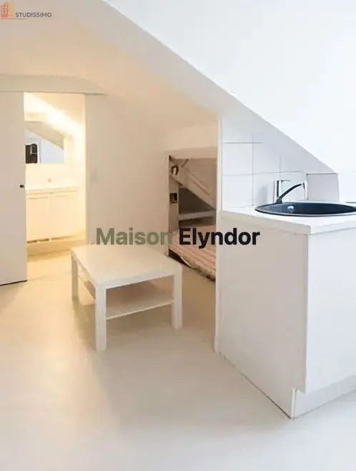 Studio meublé 15m² Paris 1er - Étage élevé, lumineux - Photo 17