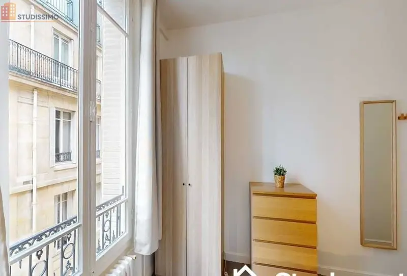Studio meublé 11m² Paris 17e - Calme, 4e étage - Photo 3