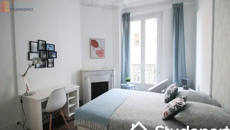 Studio meublé 13m² Paris 18e - Charmant, lumineux - Photo 1