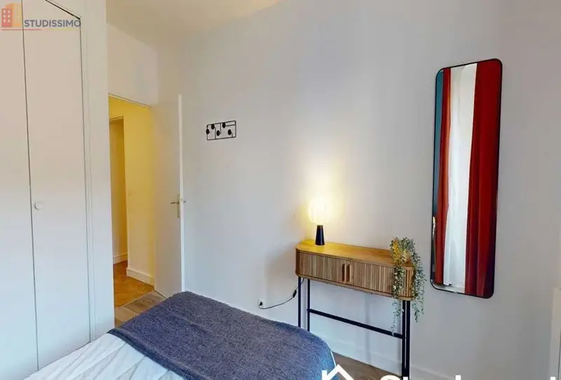 Studio meublé 11m² Paris 1er - Calme, 4e étage - Photo 2