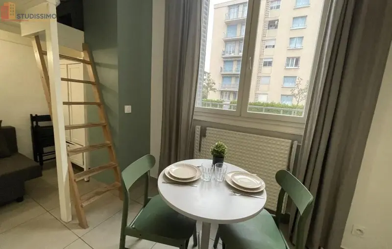 Studio 21m² Vénissieux - Meublé - Photo 1