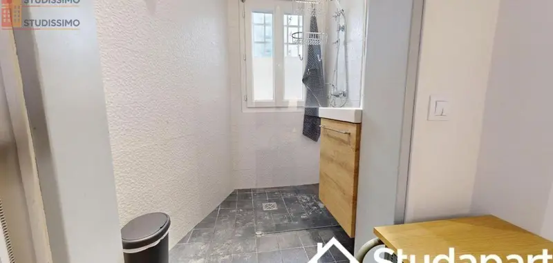 Studio meublé 11m² Paris 18e - DPE A, calme - Photo 1