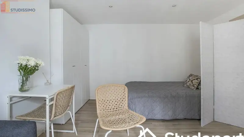 Studio meublé 17m² Paris 10e - Meublé, DPE A - Photo 2