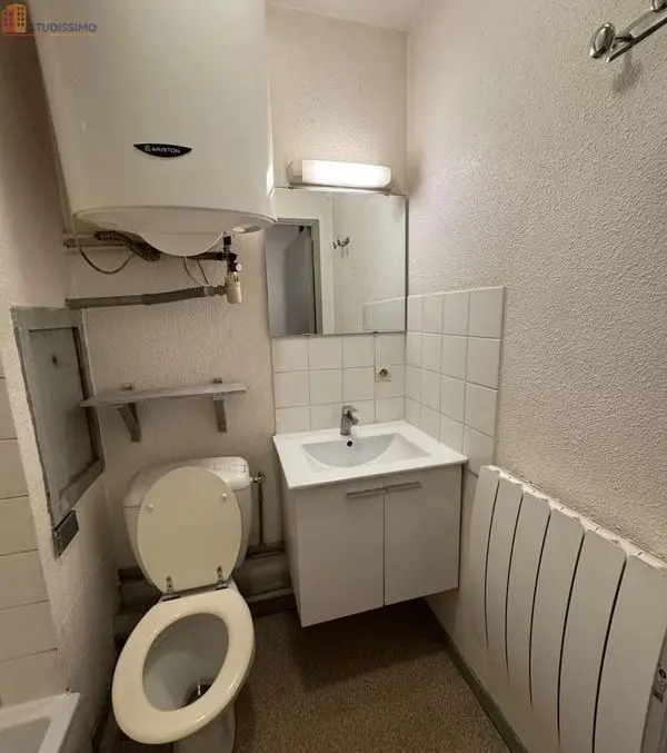 Studio 20m² Lyon 8e - Chauffage secteur calme - Photo 2