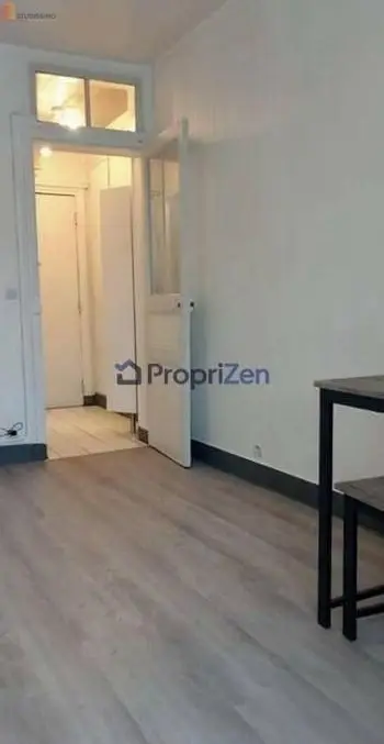 Studio meublé 24m² Paris 10e - Lumineux, calme - Photo 4