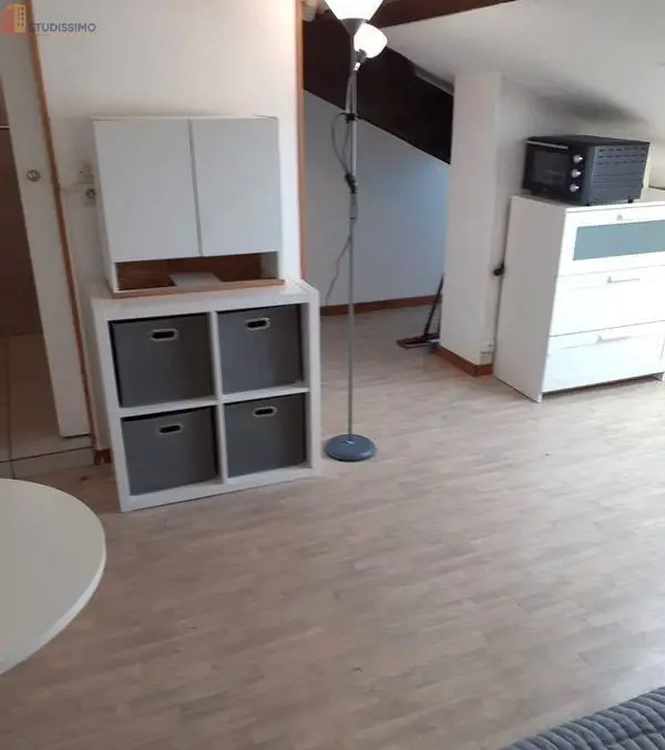 Studio 18m² Lyon 8e - Lumineux, dernier étage - Photo 2