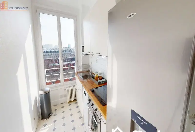 Studio meublé 12m² Paris 15e - Étage élevé, lumineux - Photo 2