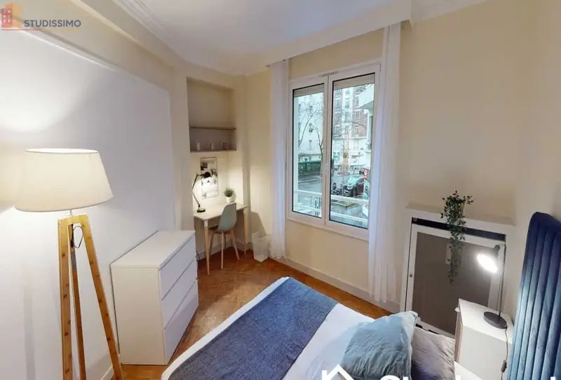 Studio meublé 13m² Paris 16e - Meublé, 1er étage - Photo 2