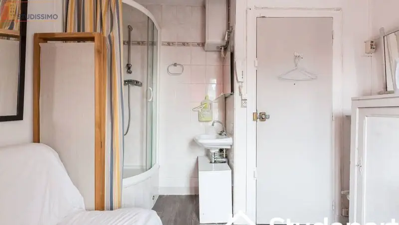 Studio meublé 9m² Paris 15e - Calme, lumineux - Photo 2