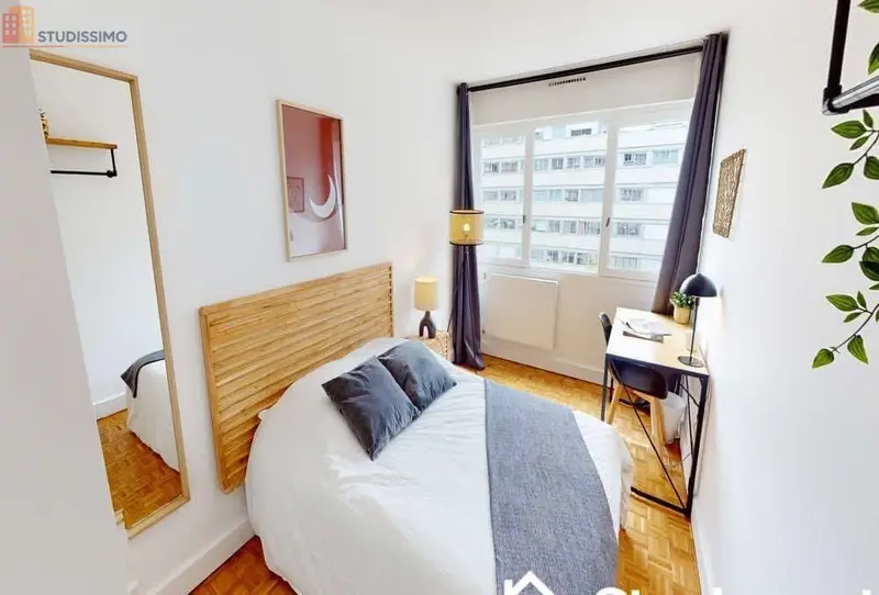 Studio meublé 11m² Paris 15e - Lumineux, au 5e étage - Photo 4