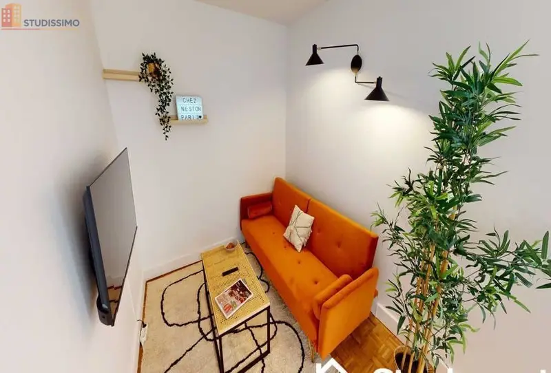 Studio meublé 11m² Paris 15e - Lumineux, au 5e étage - Photo 2