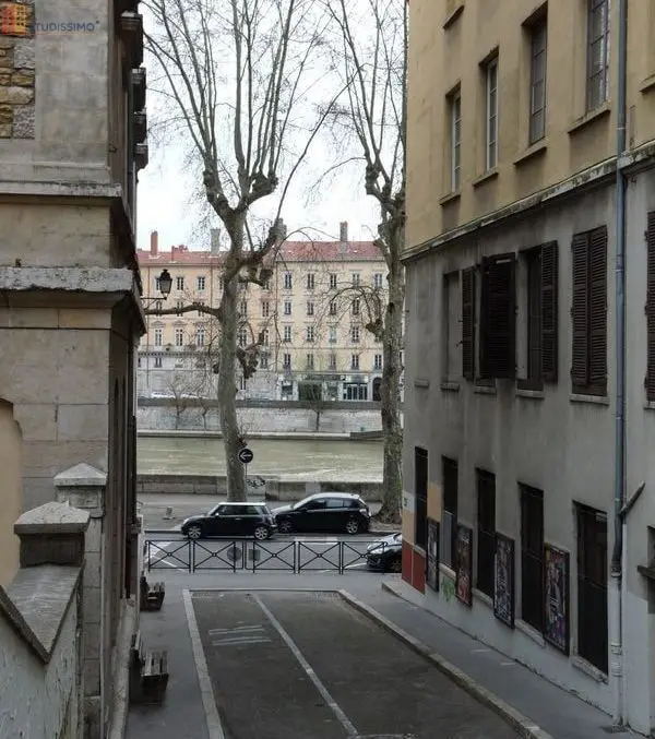 Studio meublé 32m² Lyon 5e Vieux Lyon - Meublé, 3e étage - Photo 2