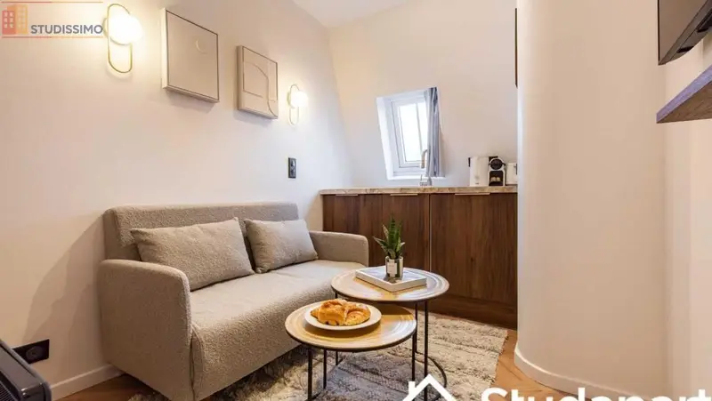 Studio meublé 11m² Paris 17e - 6e étage, lumineux - Photo 2