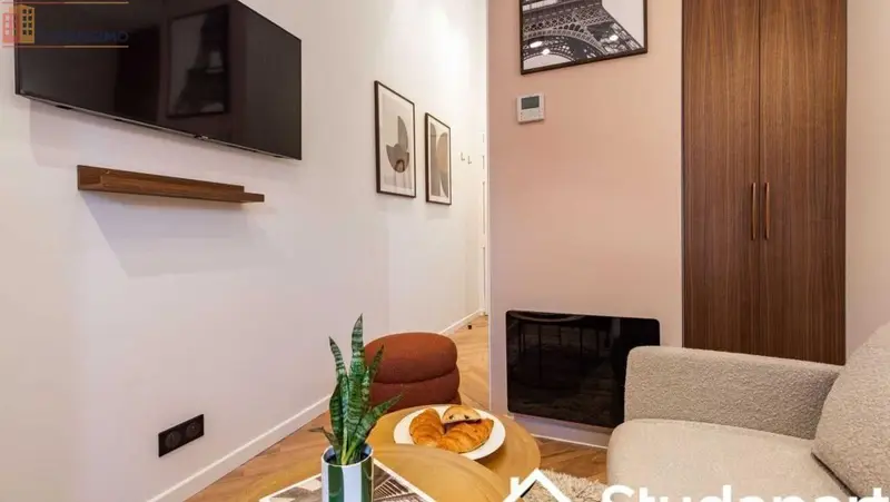 Studio meublé 11m² Paris 17e - 6e étage, lumineux - Photo 1