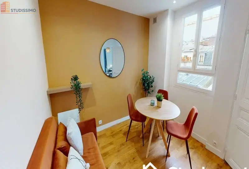 Studio meublé 12m² Paris 18e - Étage élevé, lumineux - Photo 3