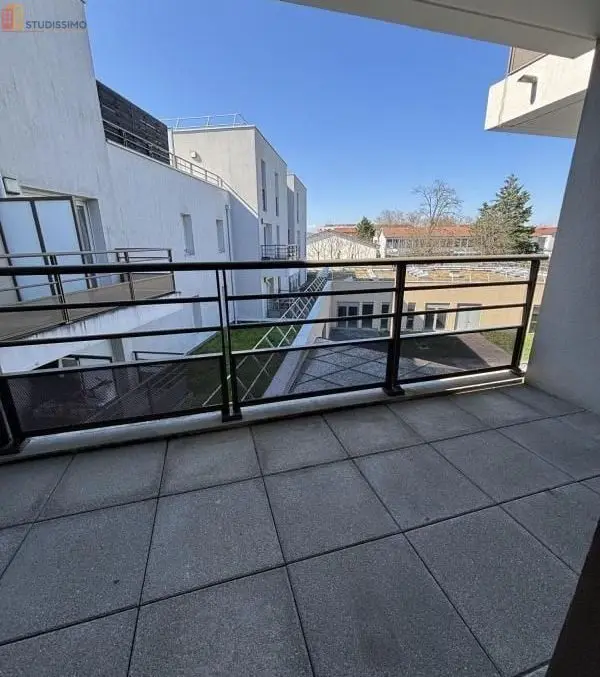 Studio 33m² Sathonay-Camp 69580 - Photo 3