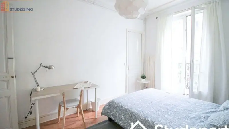 Studio 10m² Paris 10e - Meublé, lumineux - Photo 1
