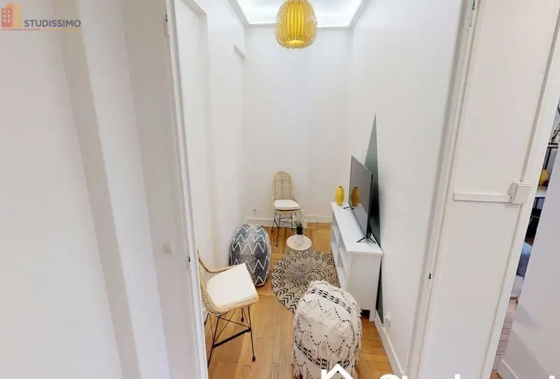 Studio meublé 18m² Paris 17e - 5e étage, lumineux - Photo 2