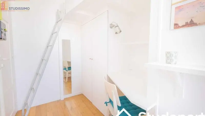 Studio meublé 10m² Paris 16e - Étage élevé, lumineux - Photo 5