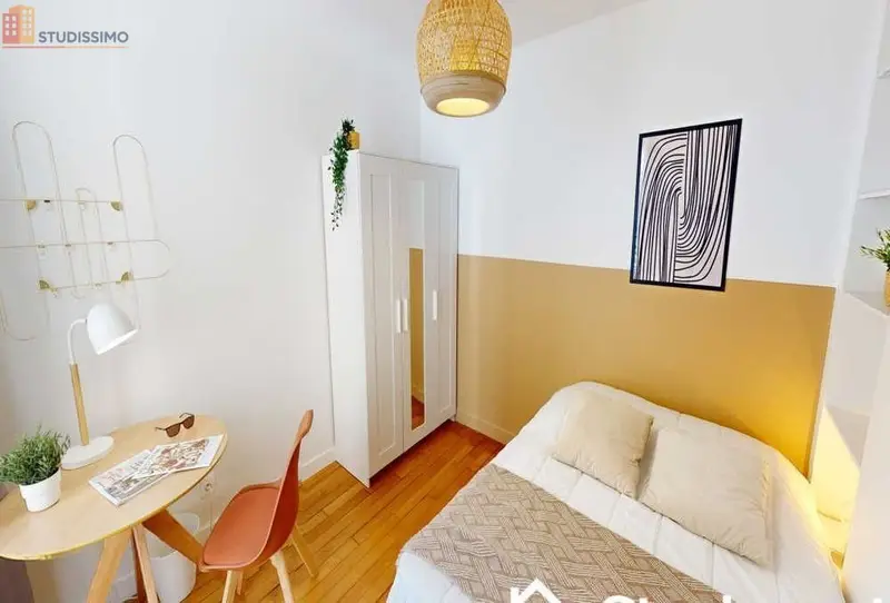Studio meublé 11m² Paris 18e - Lumineux, 5e étage - Photo 8