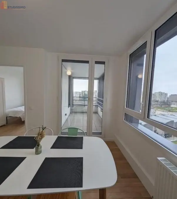 Studio meublé 12m² Paris 18e - Vue, lumineux - Photo 4