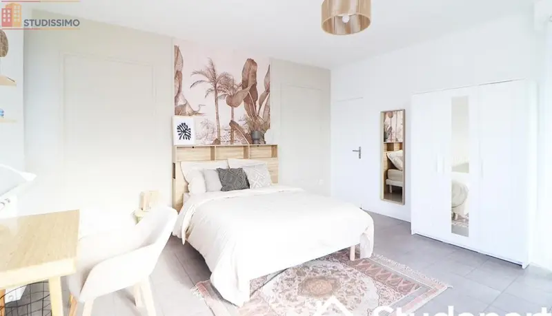 Studio meublé 11m² Paris 19e - Étage élevé, lumineux - Photo 1