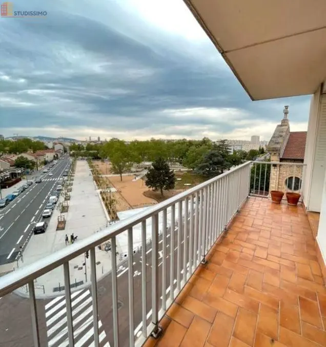 Studio 15m² Lyon 8e - Étage élevé, lumineux - Photo 7