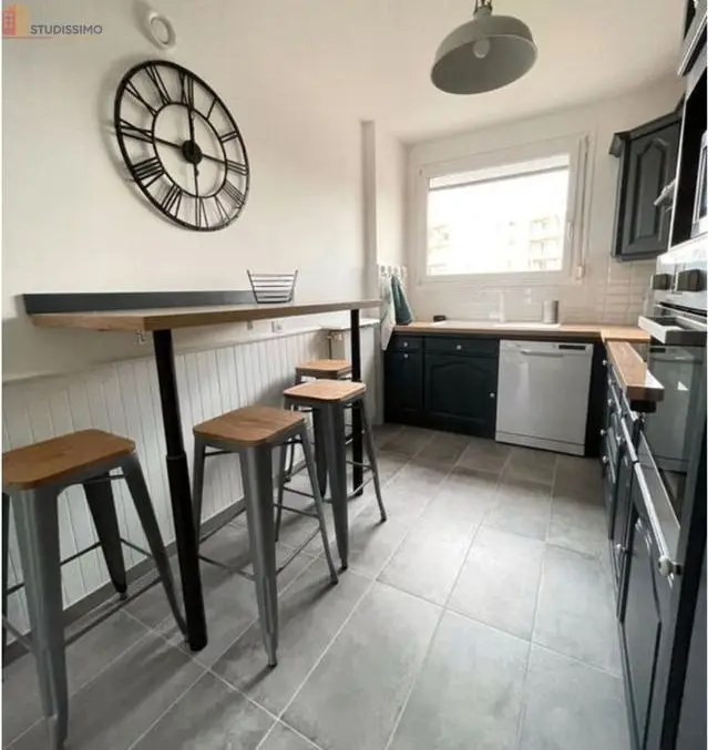Studio 15m² Lyon 8e - Étage élevé, lumineux - Photo 3