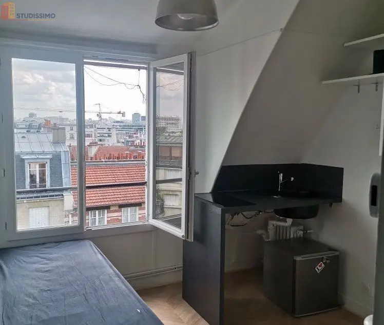 Studio meublé 9m² Paris 16e - Vue sur les toits, dernier étage - Photo 5