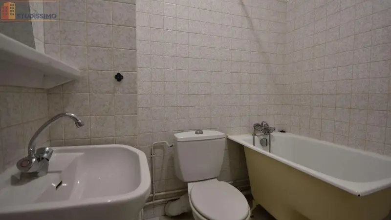 Studio meublé 18m² Lyon 8e - Meublé, DPE D - Photo 2