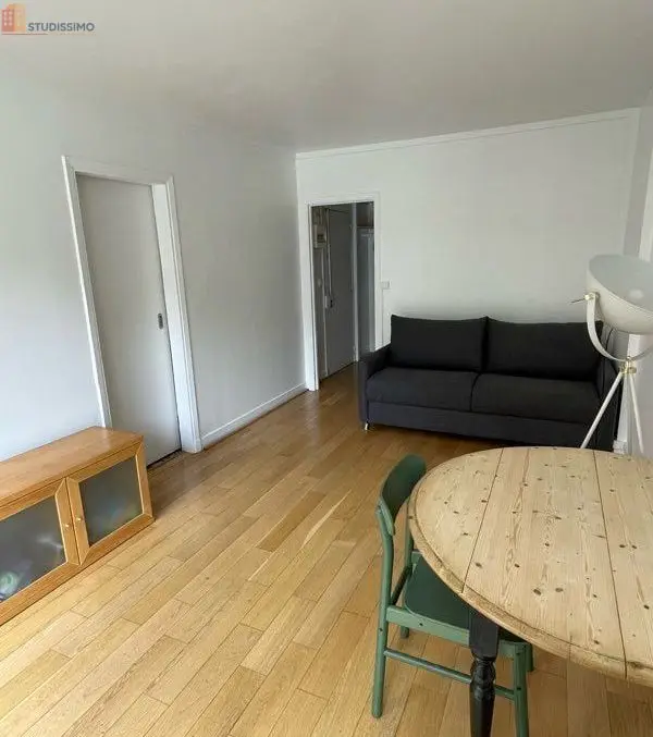 Studio meublé 25m² Paris 10e - Balcon, proche Canal Saint-Martin - Photo 4