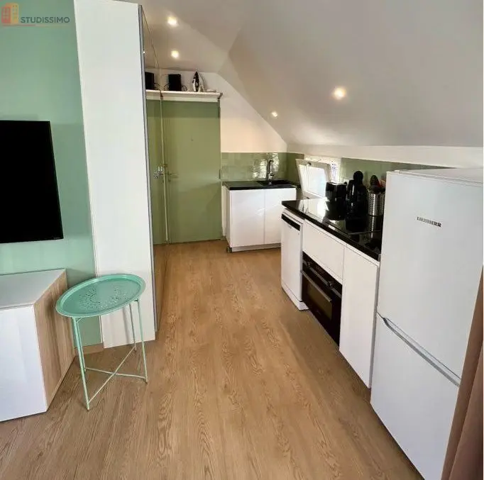 Studio meublé 24m² Paris 17e - Balcon 8m², lumineux - Photo 4